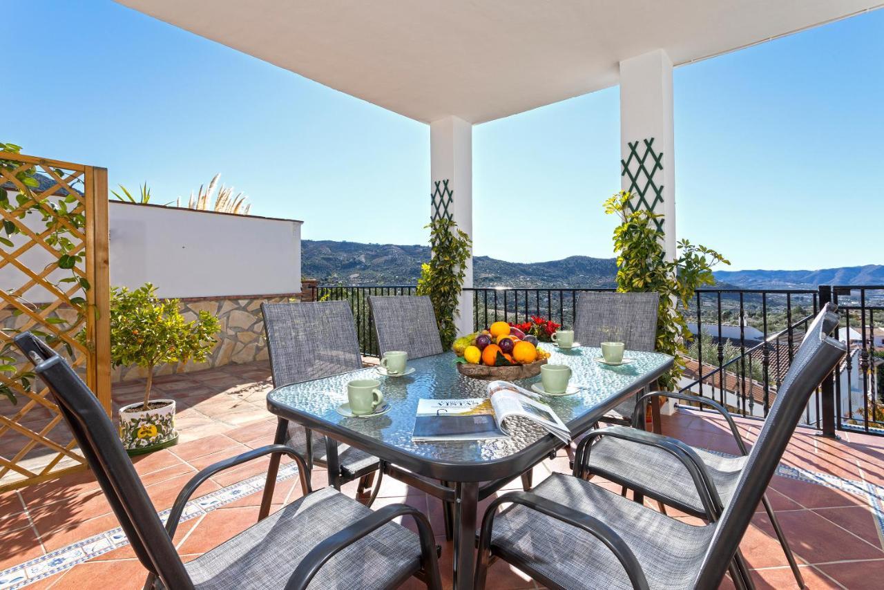 Casa Del Valle Con Piscina Privada Villa Alcaucín Екстериор снимка